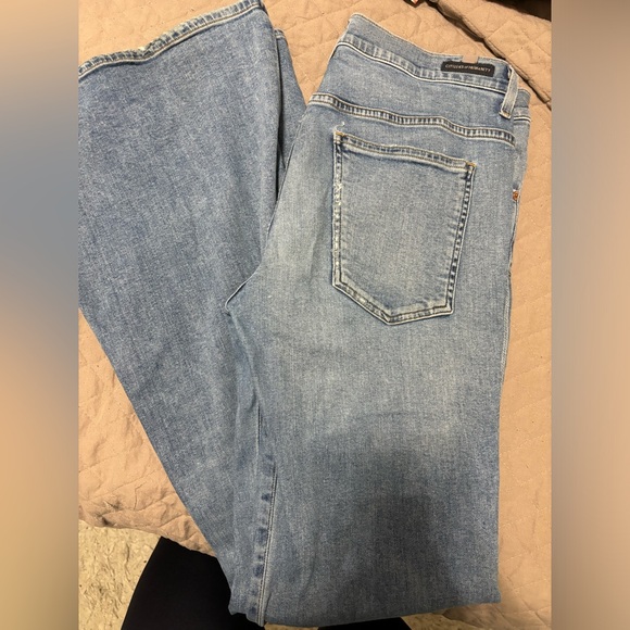 Chloe mid rise super flare size 32 - Picture 2 of 5
